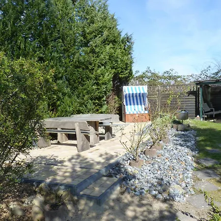 1 Mittendrin Apartment Lancken-Granitz